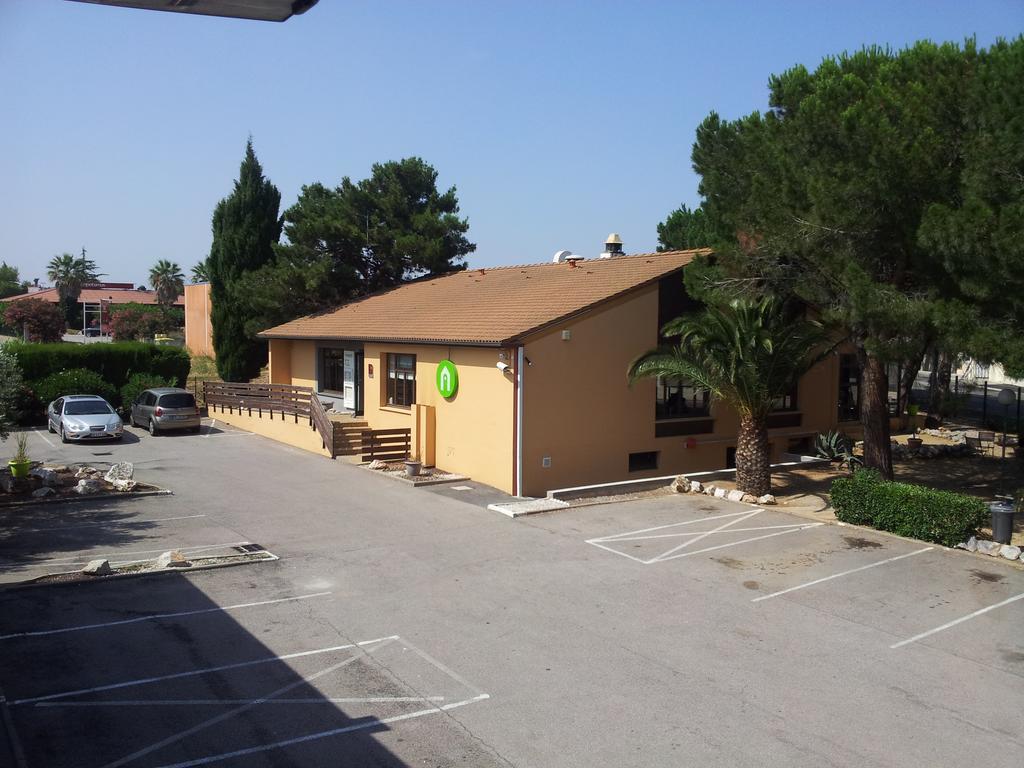 מלון Campanile Perpignan Sud מראה חיצוני תמונה